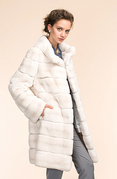 Белая шуба из Рекса