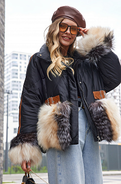 Пуховик с мехом лисы
