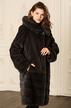 Шуба из норки с капюшоном